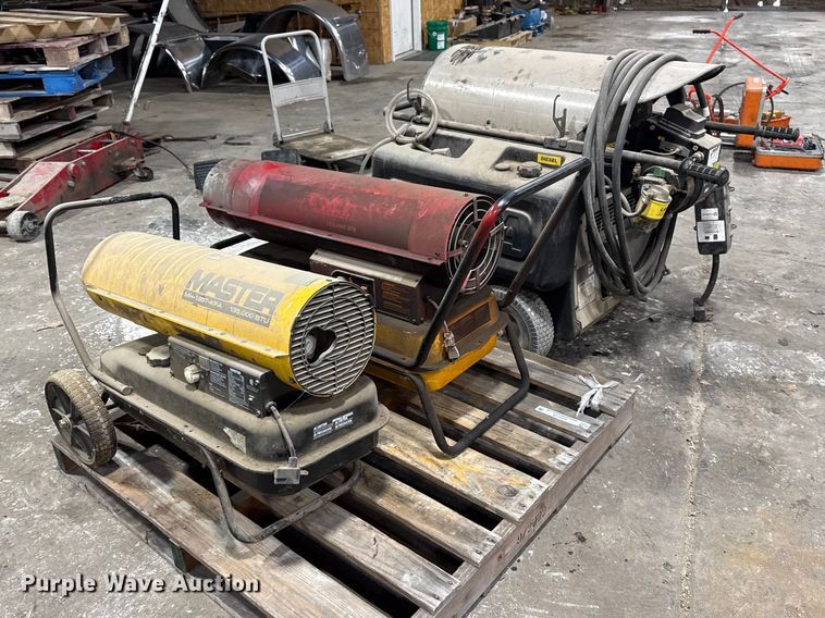 image for item EU4118 (2) portable heaters