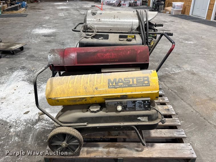 image for item EU4118 (2) portable heaters