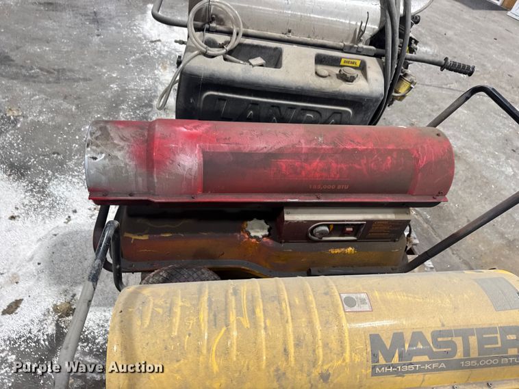 image for item EU4118 (2) portable heaters