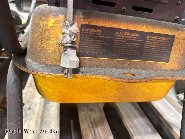 image for item EU4118 (2) portable heaters