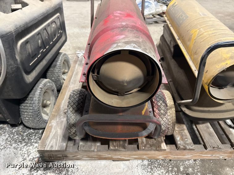 image for item EU4118 (2) portable heaters