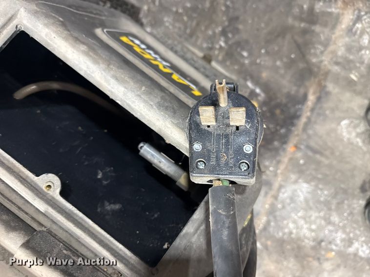 image for item EU4118 (2) portable heaters