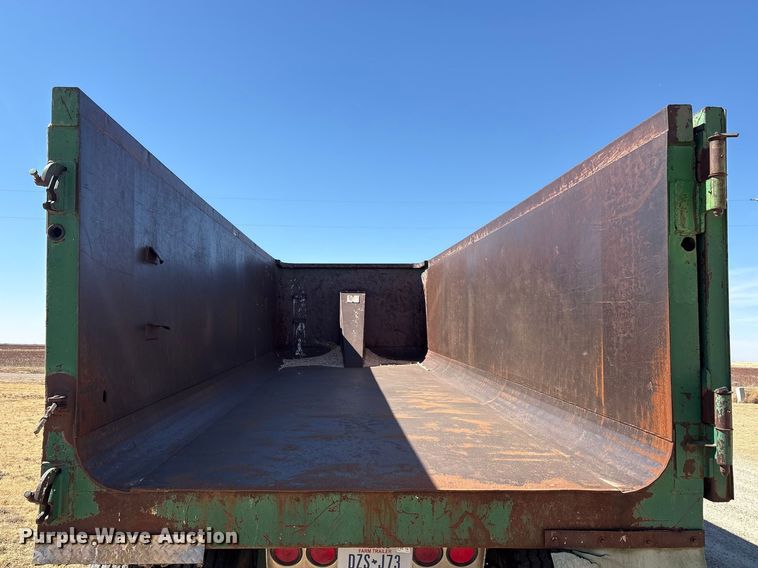 image for item EU4896 1996 Travis Body & Trailer S99 end dump trailer