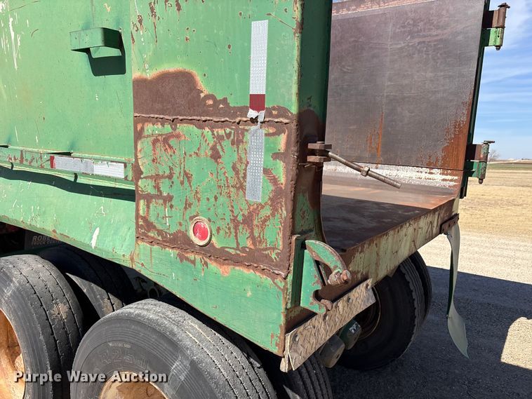 image for item EU4896 1996 Travis Body & Trailer S99 end dump trailer