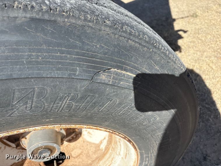 image for item EU4896 1996 Travis Body & Trailer S99 end dump trailer