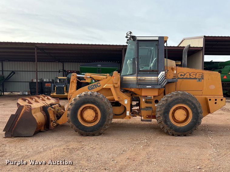 image for item EU4916 2000 Case 621C wheel loader