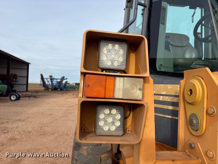 image for item EU4916 2000 Case 621C wheel loader