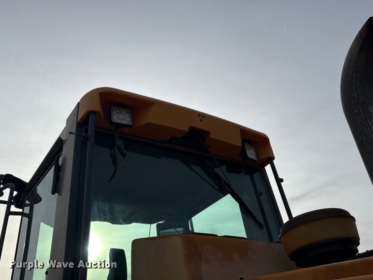 image for item EU4916 2000 Case 621C wheel loader