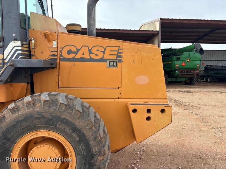 image for item EU4916 2000 Case 621C wheel loader