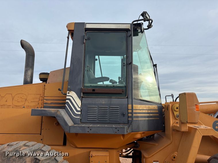 image for item EU4916 2000 Case 621C wheel loader