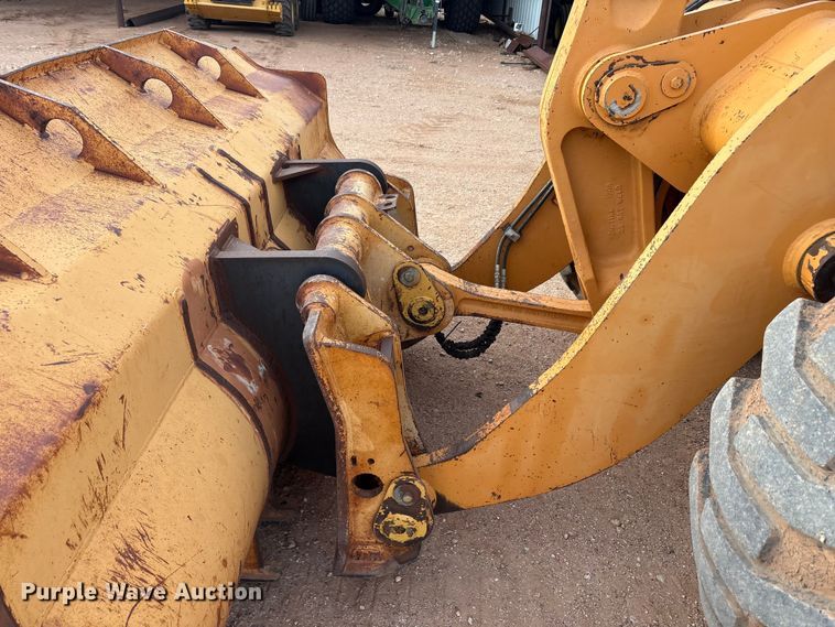 image for item EU4916 2000 Case 621C wheel loader