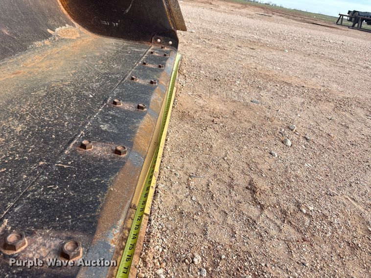 image for item EU4916 2000 Case 621C wheel loader