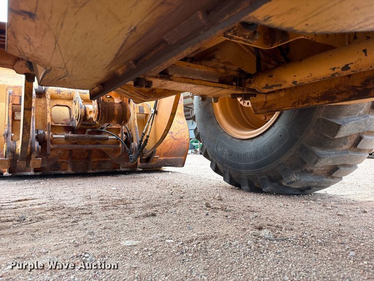 image for item EU4916 2000 Case 621C wheel loader