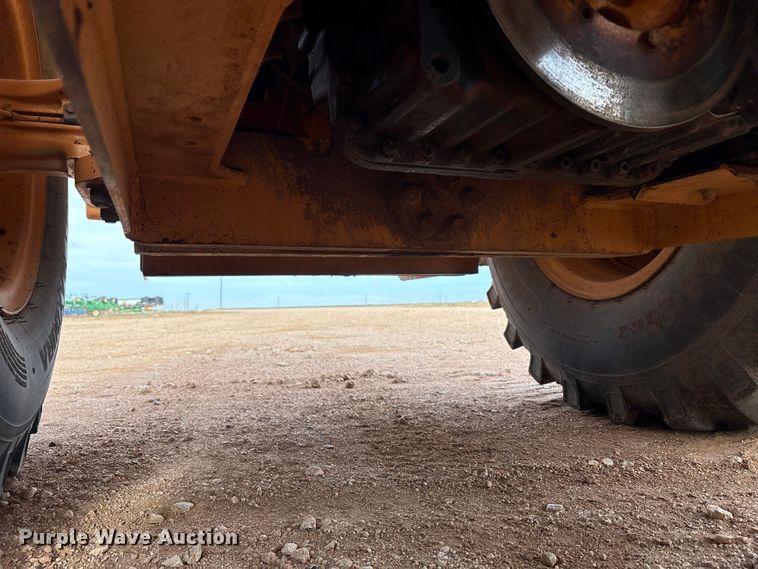 image for item EU4916 2000 Case 621C wheel loader