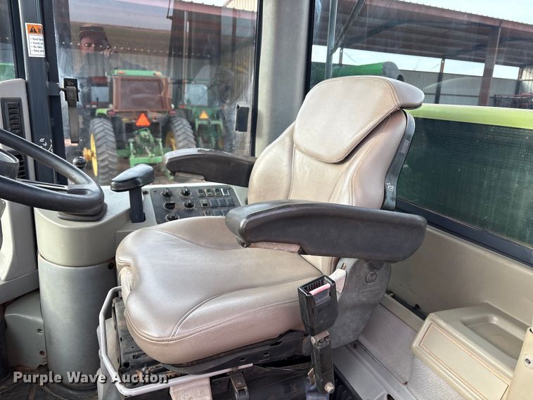 image for item EU4916 2000 Case 621C wheel loader