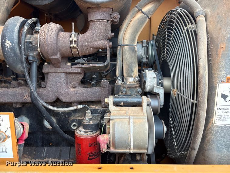 image for item EU4916 2000 Case 621C wheel loader