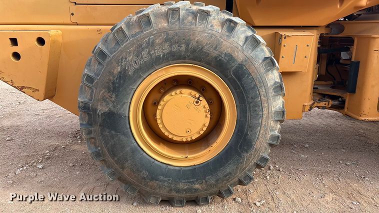 image for item EU4916 2000 Case 621C wheel loader