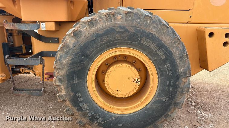 image for item EU4916 2000 Case 621C wheel loader