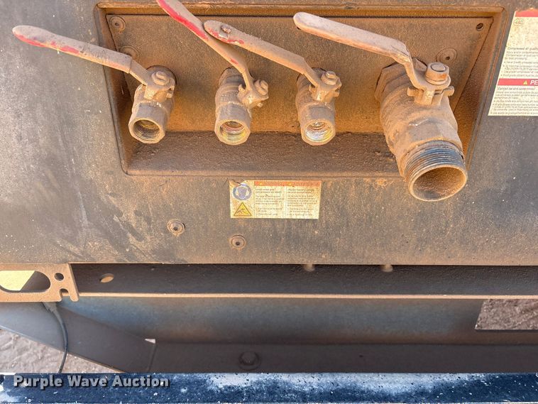 image for item EU4919 2015 Kaeser M114 air compressor