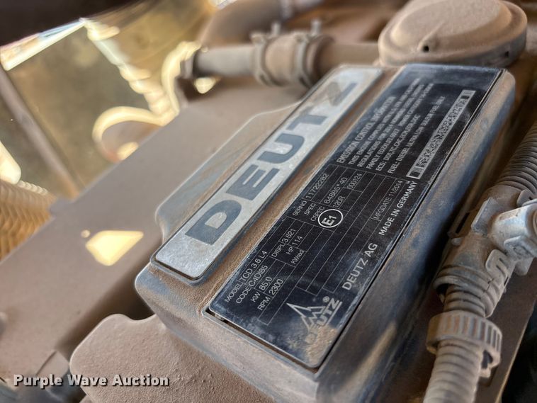 image for item EU4919 2015 Kaeser M114 air compressor