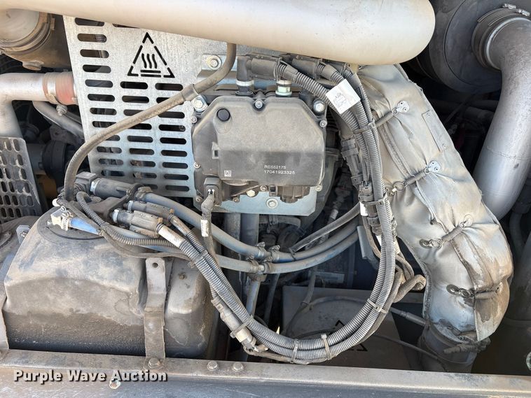 image for item EU4920 Chicago pneumatic CPS 400-150 JD8 air compressor