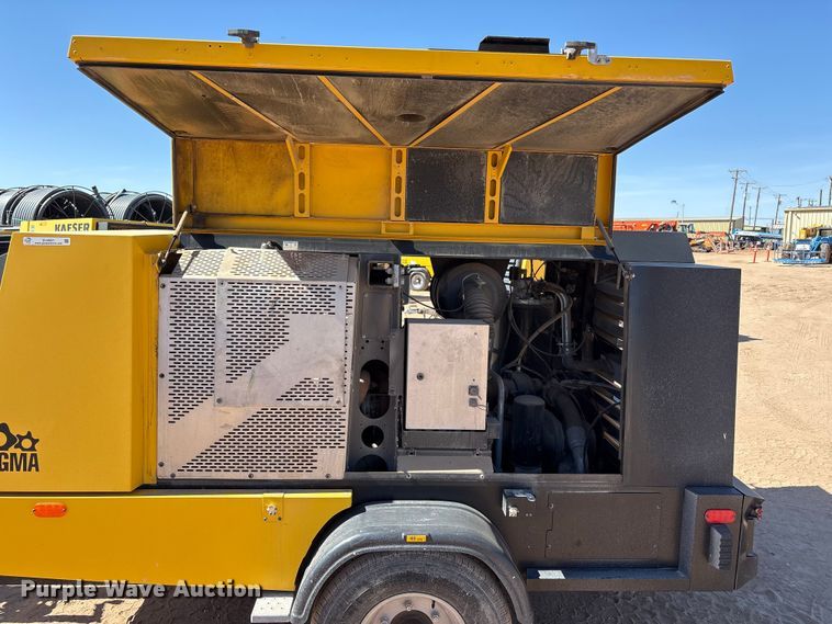 image for item EU4921 Kaeser M118 air compressor