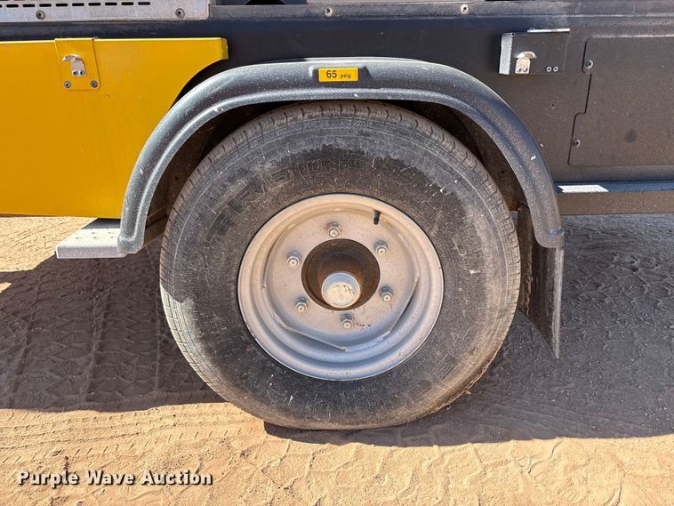 image for item EU4921 Kaeser M118 air compressor