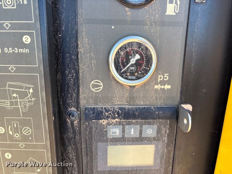 image for item EU4922 Kaeser M118 air compressor