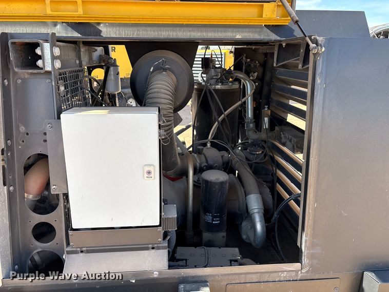 image for item EU4922 Kaeser M118 air compressor