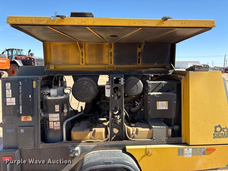 image for item EU4924 2022 Kaeser M118 air compressor