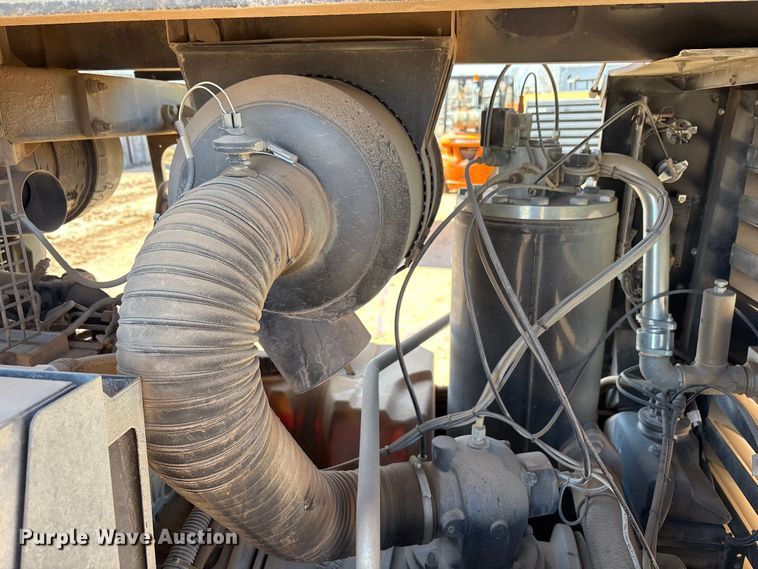 image for item EU4924 2022 Kaeser M118 air compressor