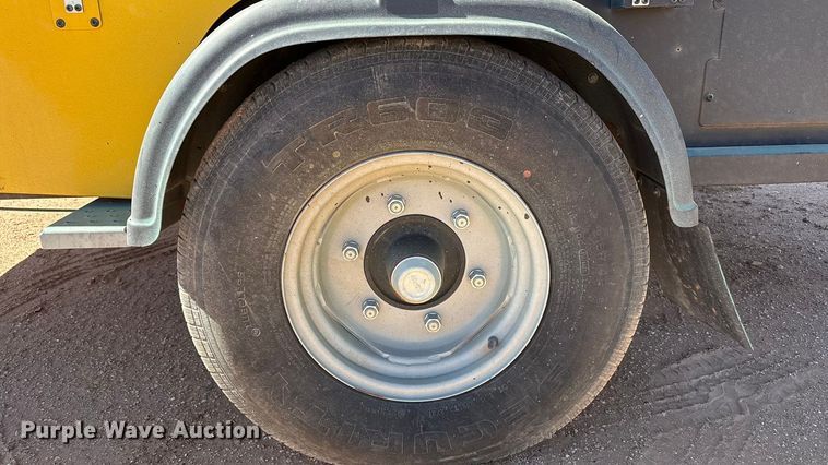 image for item EU4924 2022 Kaeser M118 air compressor