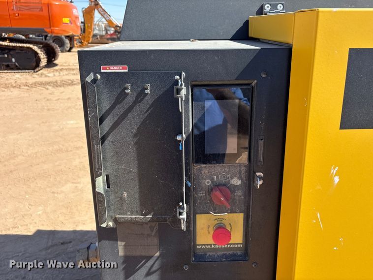 image for item EU4926 2022 Kaeser M118 air compressor