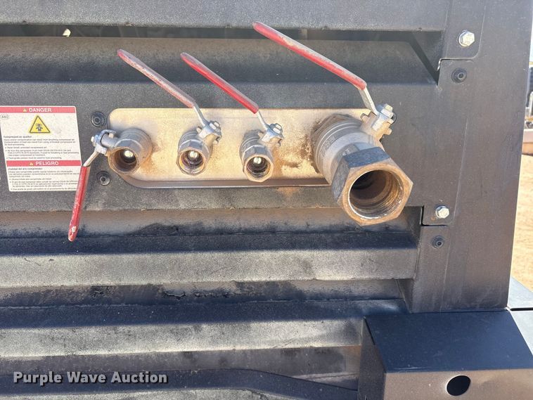 image for item EU4926 2022 Kaeser M118 air compressor