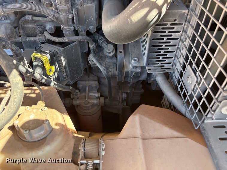 image for item EU4926 2022 Kaeser M118 air compressor