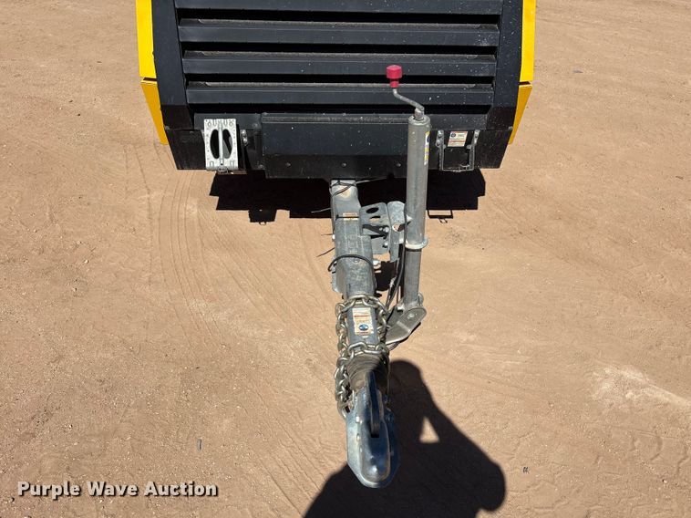 image for item EU4927 2022 Kaeser M118 air compressor
