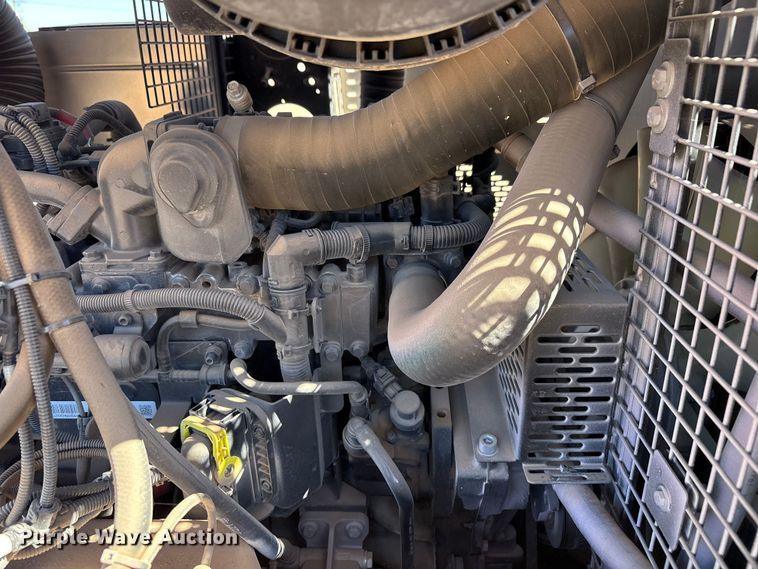 image for item EU4927 2022 Kaeser M118 air compressor