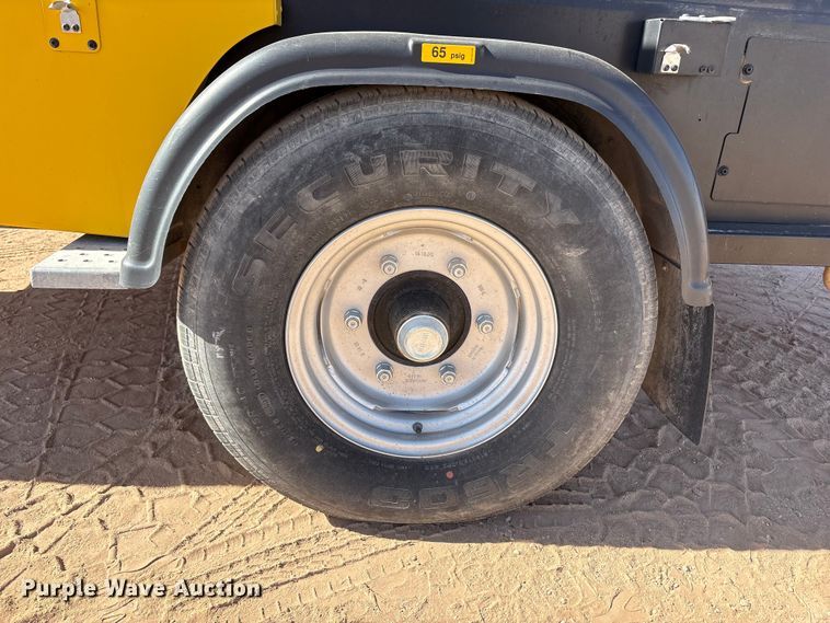 image for item EU4929 Kaeser M118 air compressor