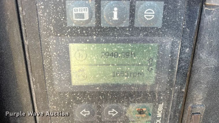 image for item EU4932 2021 Kaeser M118 air compressor