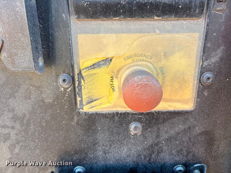 image for item EU4932 2021 Kaeser M118 air compressor