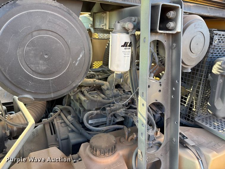 image for item EU4932 2021 Kaeser M118 air compressor