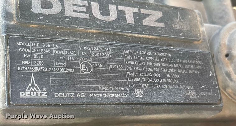 image for item EU4932 2021 Kaeser M118 air compressor