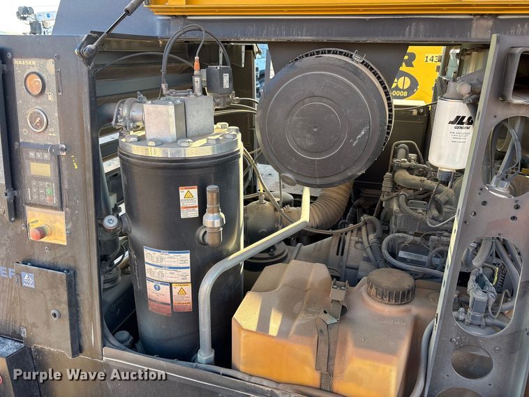 image for item EU4932 2021 Kaeser M118 air compressor