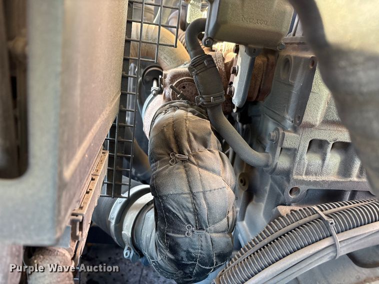 image for item EU4932 2021 Kaeser M118 air compressor