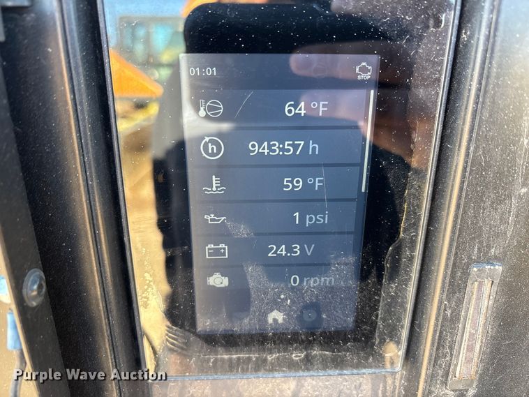 image for item EU4933 2022 Kaeser M118 air compressor