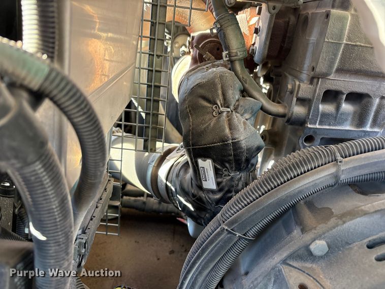 image for item EU4933 2022 Kaeser M118 air compressor