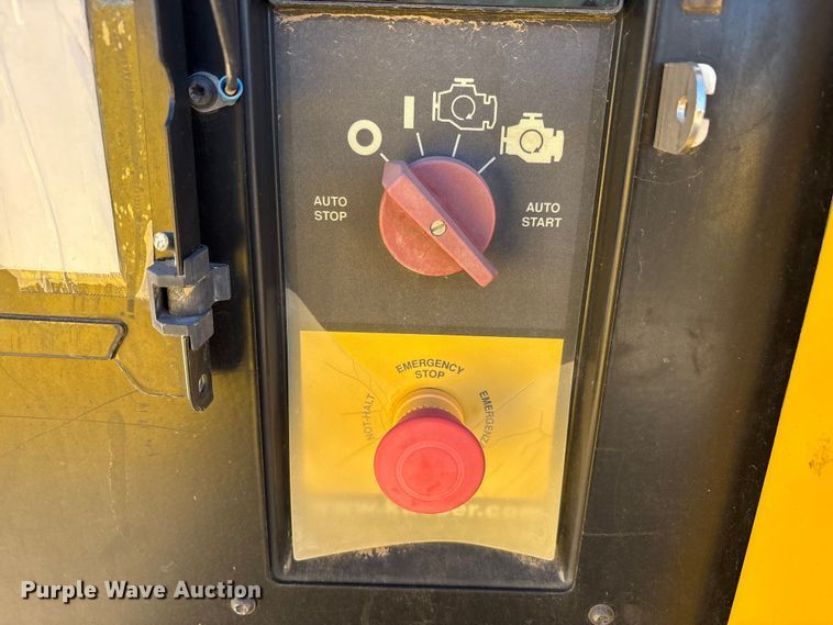 image for item EU4934 2022 Kaeser M118 air compressor