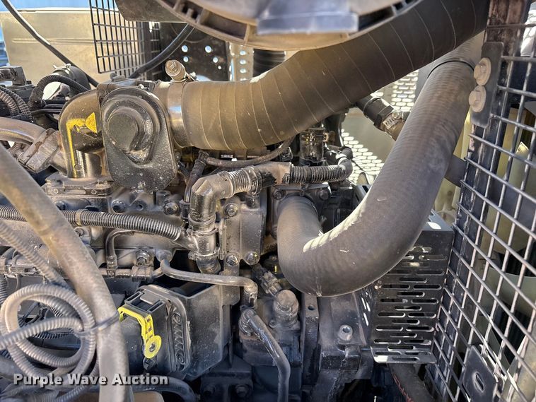 image for item EU4934 2022 Kaeser M118 air compressor