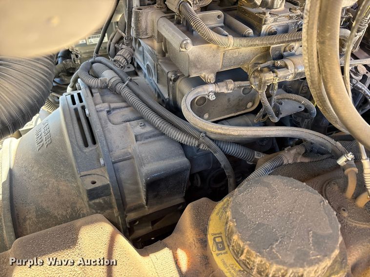 image for item EU4934 2022 Kaeser M118 air compressor