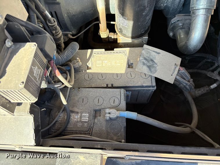 image for item EU4934 2022 Kaeser M118 air compressor